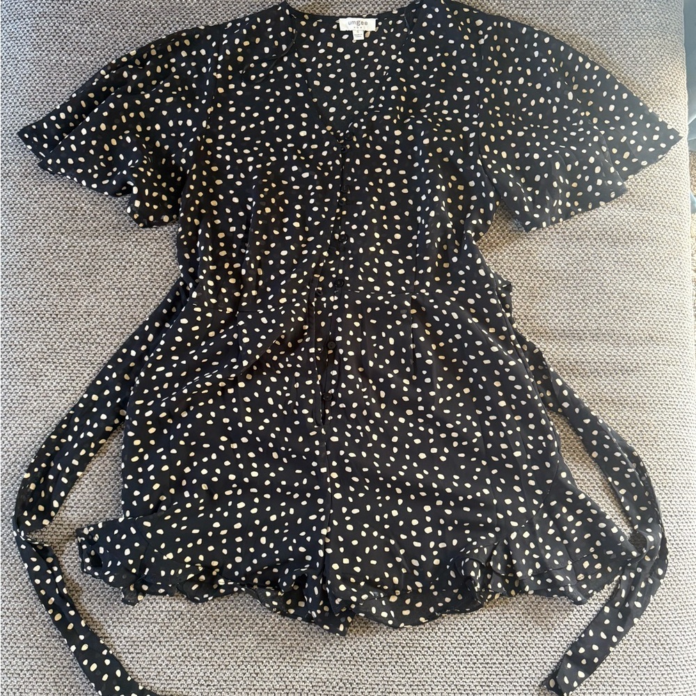Umgee Black and cream romper